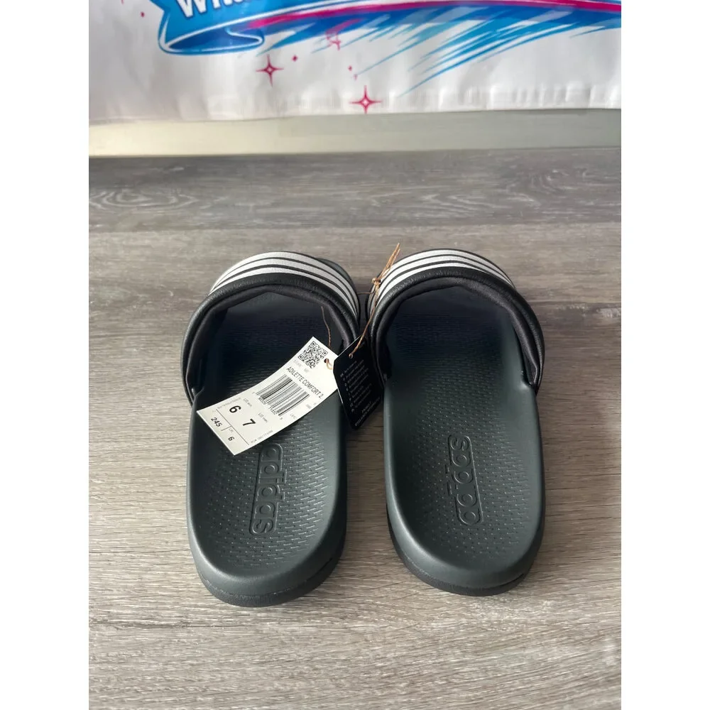 Adidas Adilette Comfort 2.0 (Size M6 W7)